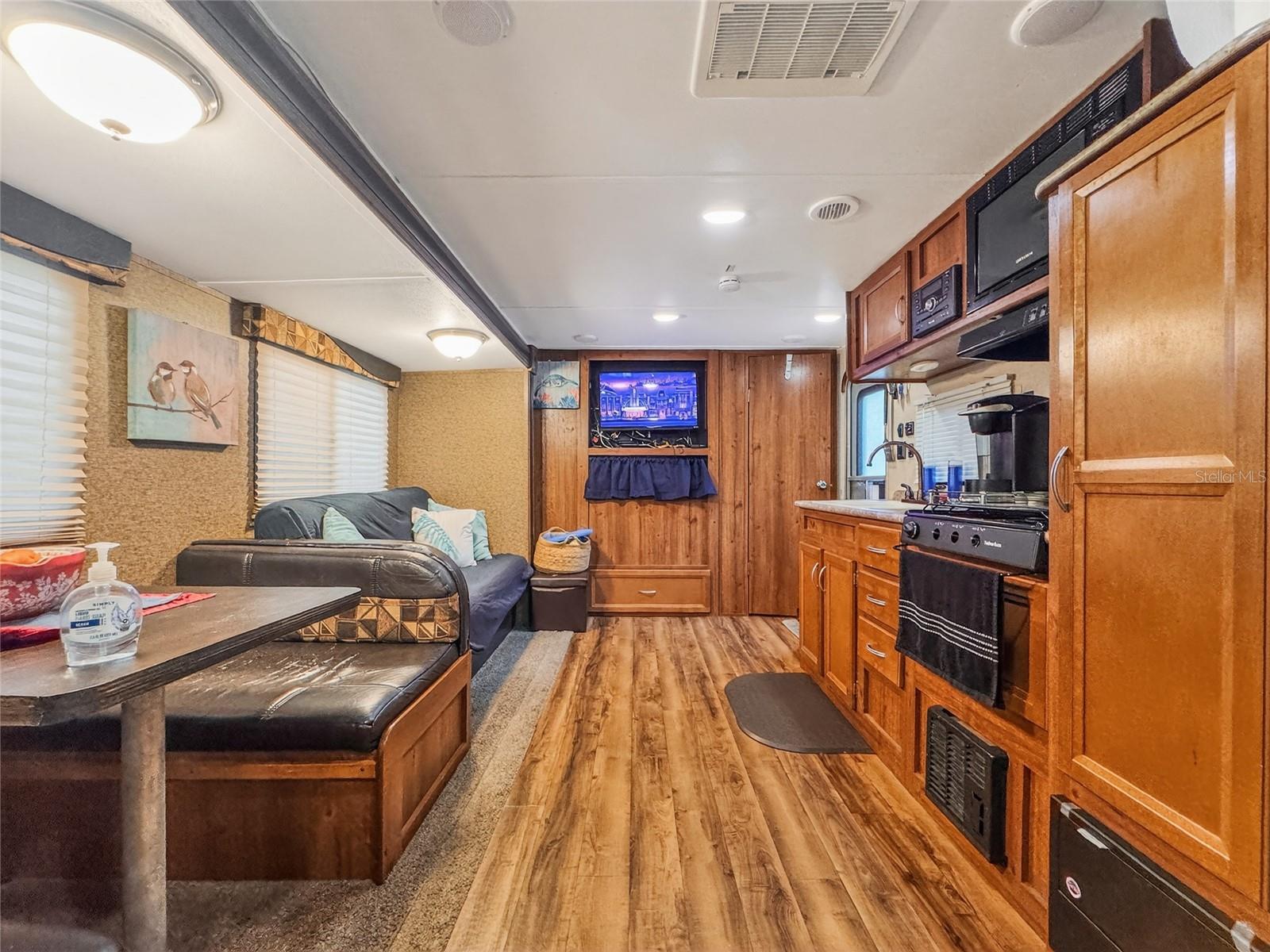 Image 5 of 20 For 25184 143rd