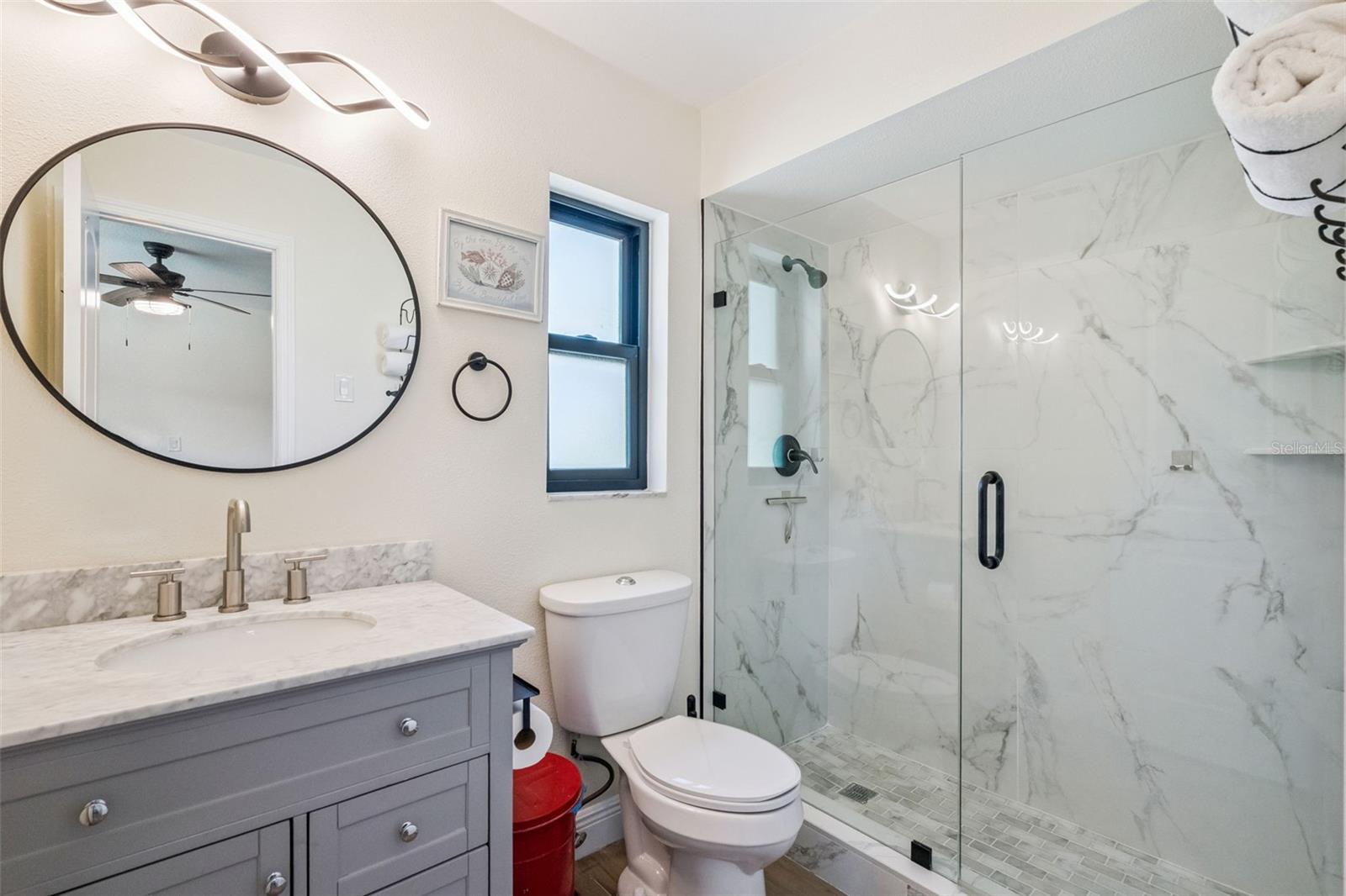 Image 19 of 57 For 15436 Vinola Drive