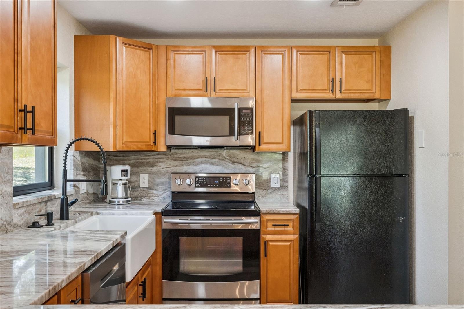 Image 27 of 57 For 15436 Vinola Drive