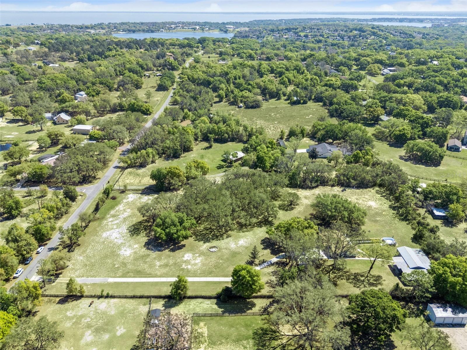 Image 52 of 57 For 15436 Vinola Drive