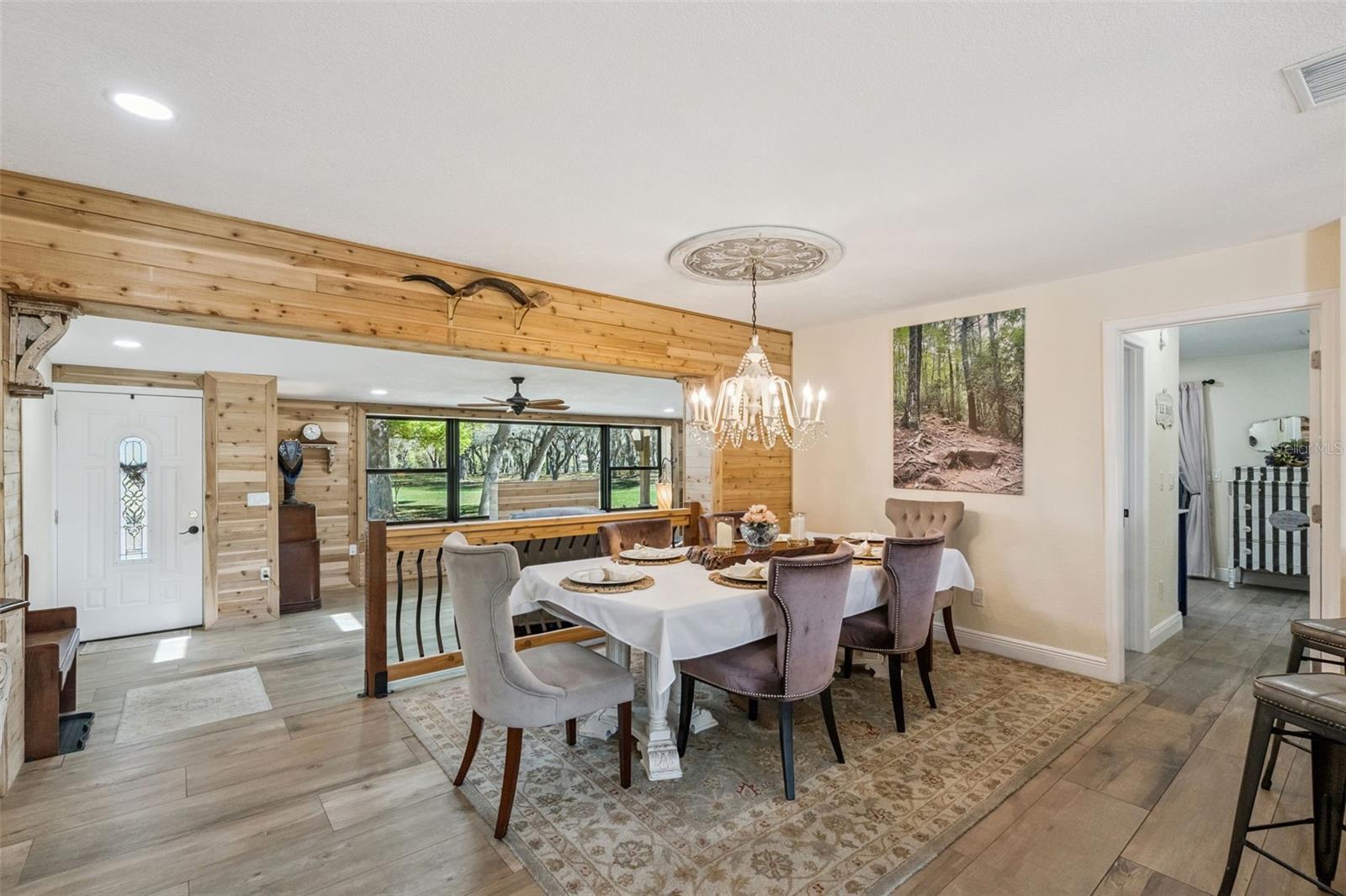 Image 9 of 57 For 15436 Vinola Drive