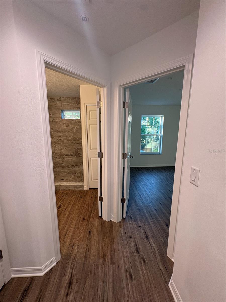 Image 13 of 18 For 2525 6th Avenue Drive E