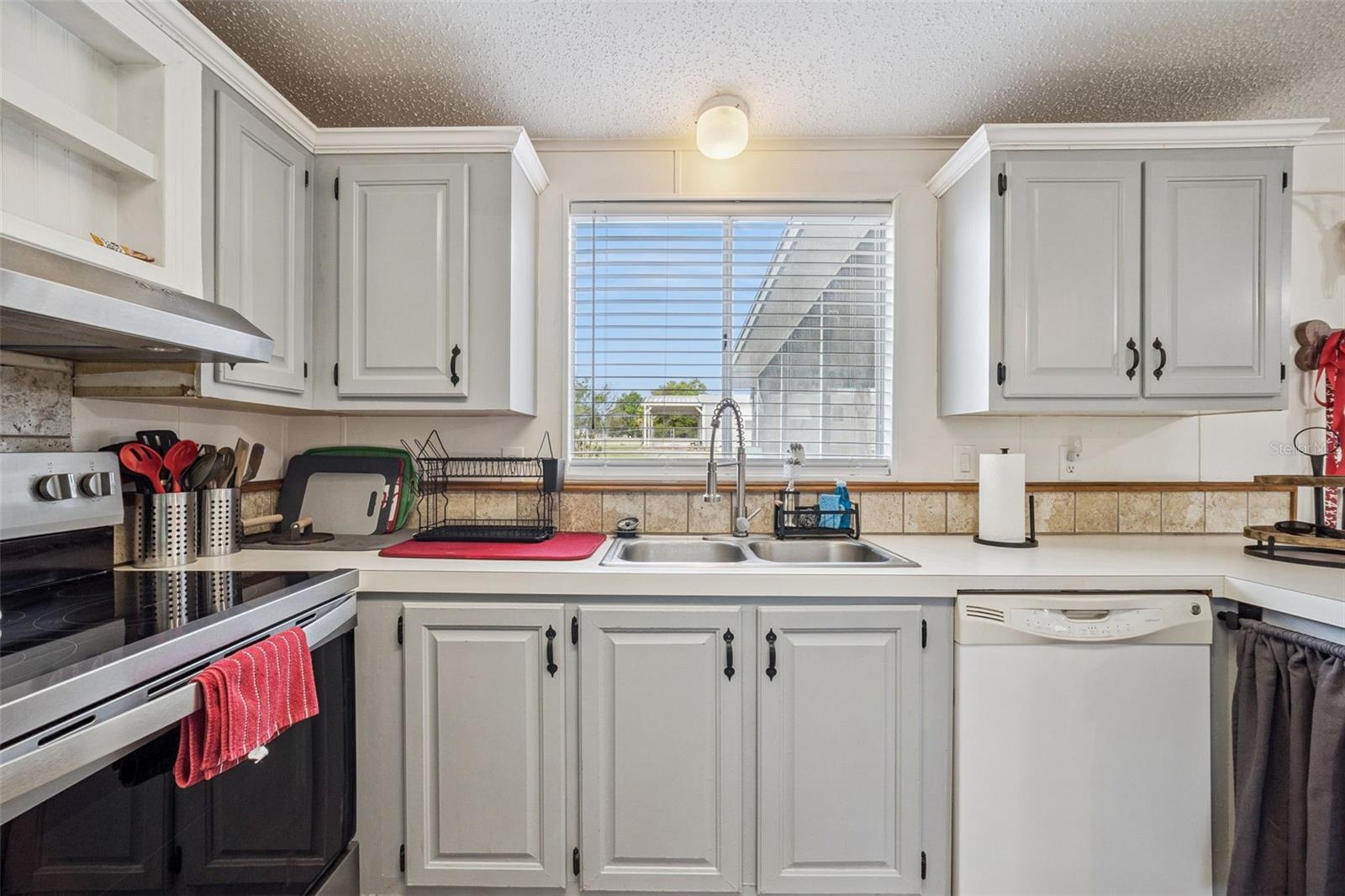 Image 15 of 35 For 11411 Bobwhite Boulevard