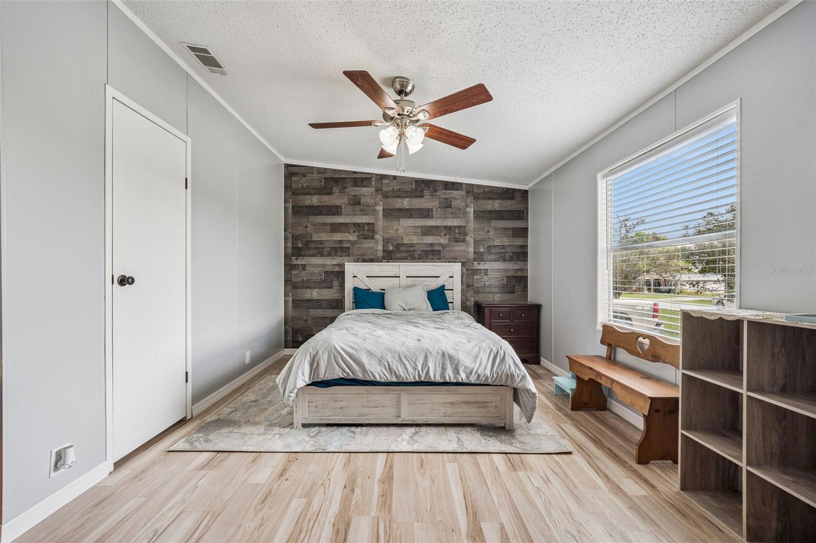 Image 16 of 35 For 11411 Bobwhite Boulevard