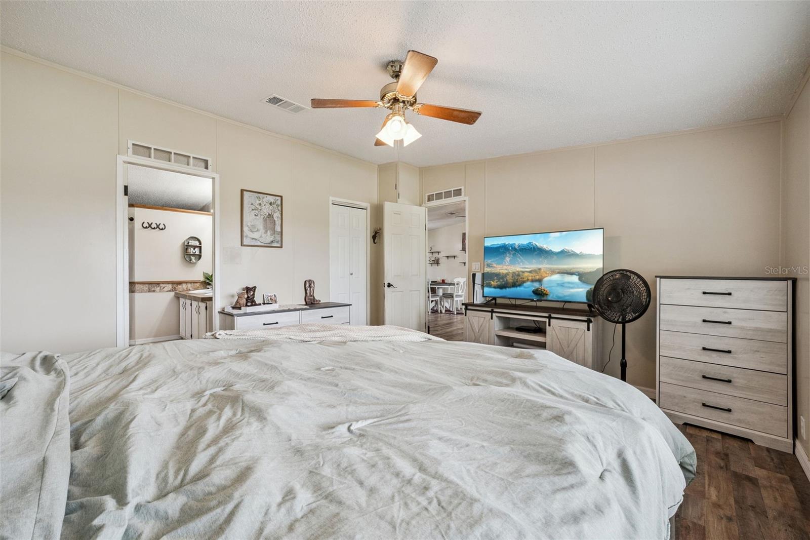 Image 20 of 35 For 11411 Bobwhite Boulevard