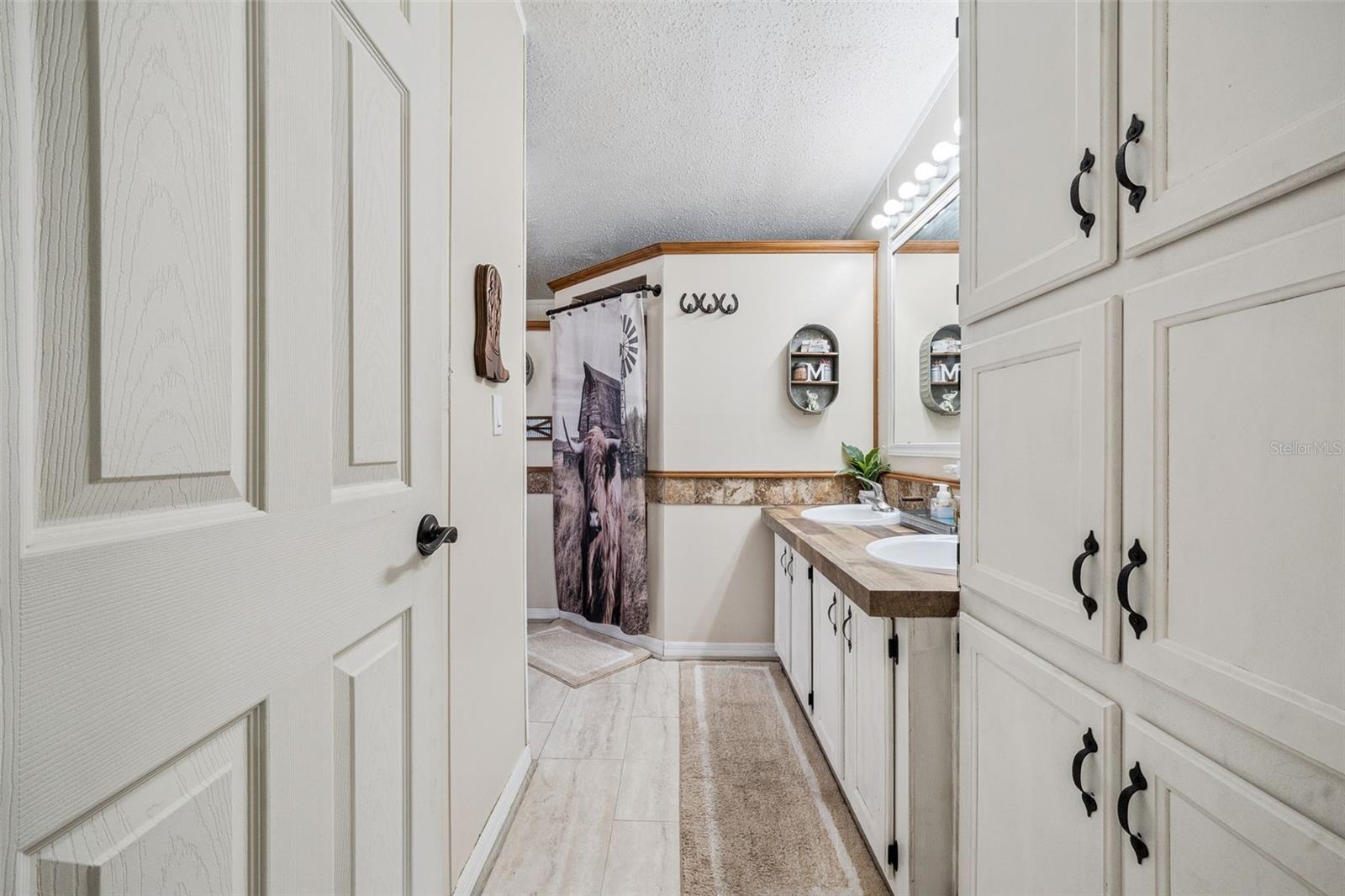 Image 24 of 35 For 11411 Bobwhite Boulevard