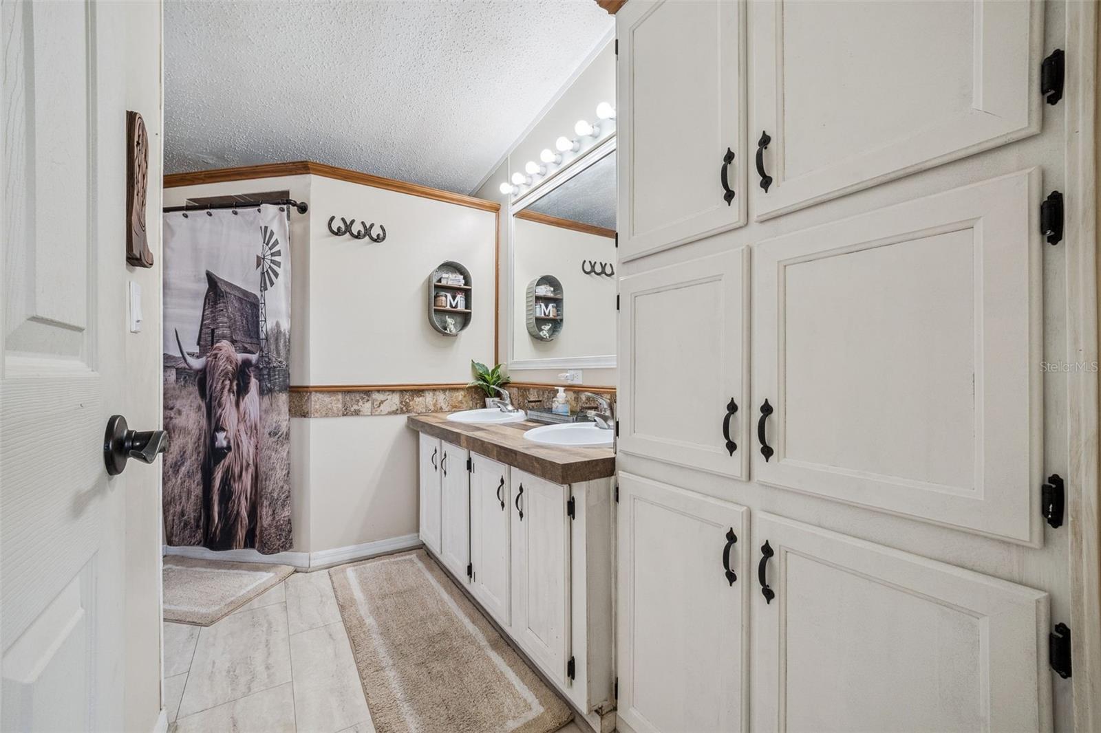 Image 25 of 35 For 11411 Bobwhite Boulevard