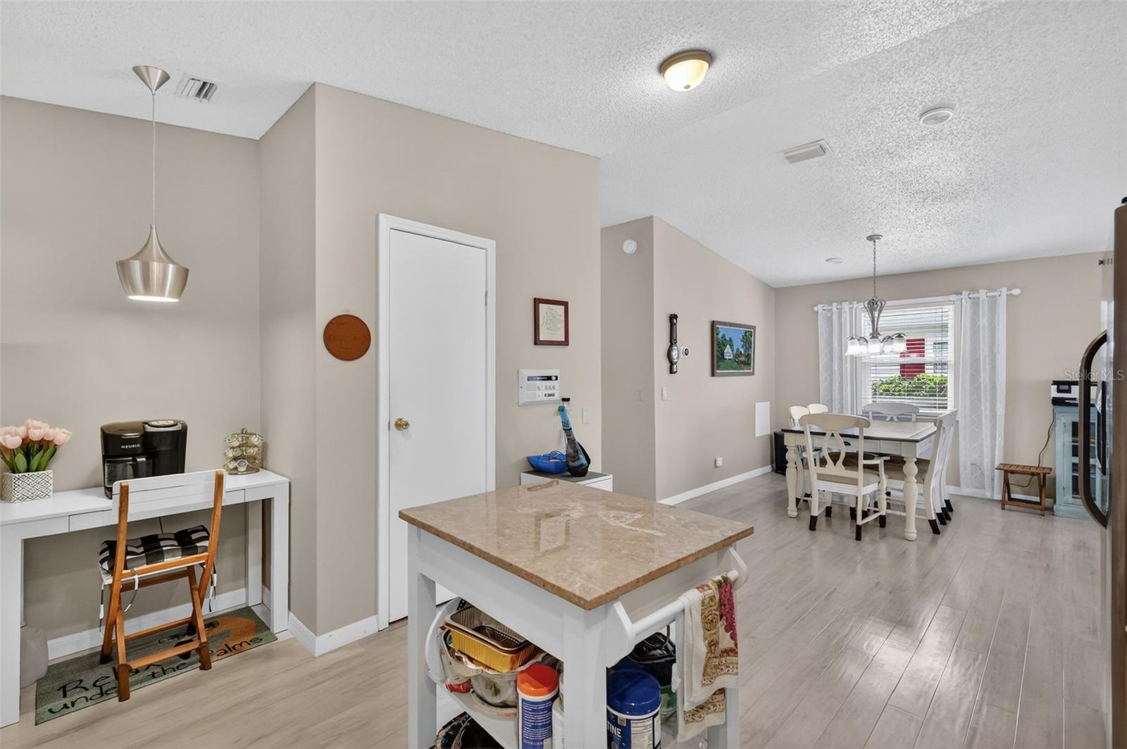 Image 11 of 34 For 731 Cortez Avenue