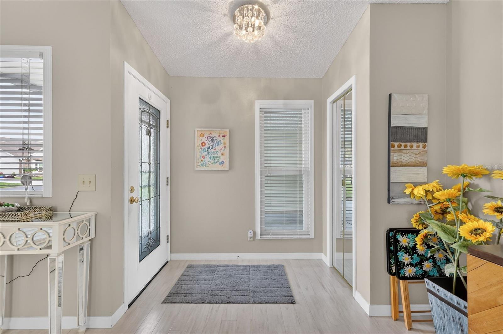 Image 3 of 34 For 731 Cortez Avenue