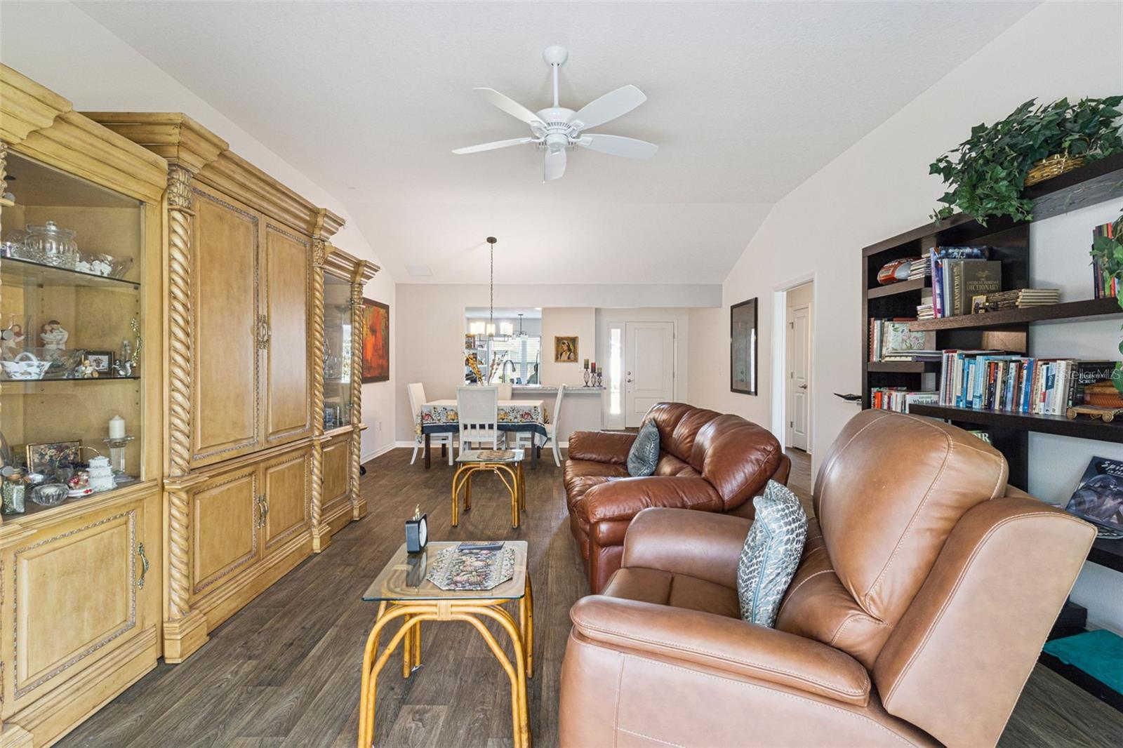 Image 12 of 30 For 2378 Youngmann Loop