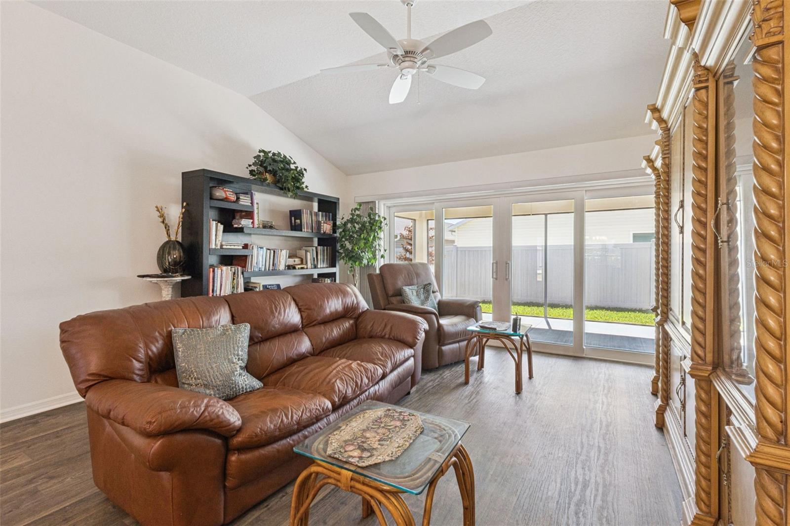 Image 9 of 30 For 2378 Youngmann Loop