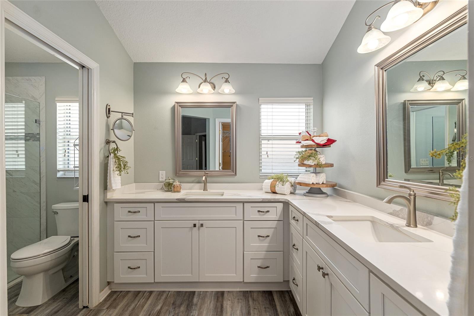 Image 27 of 48 For 110 Chula Vista Avenue