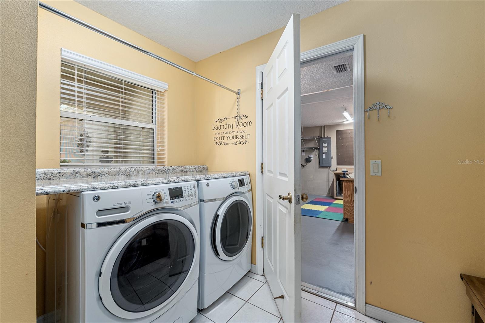 Image 37 of 48 For 110 Chula Vista Avenue