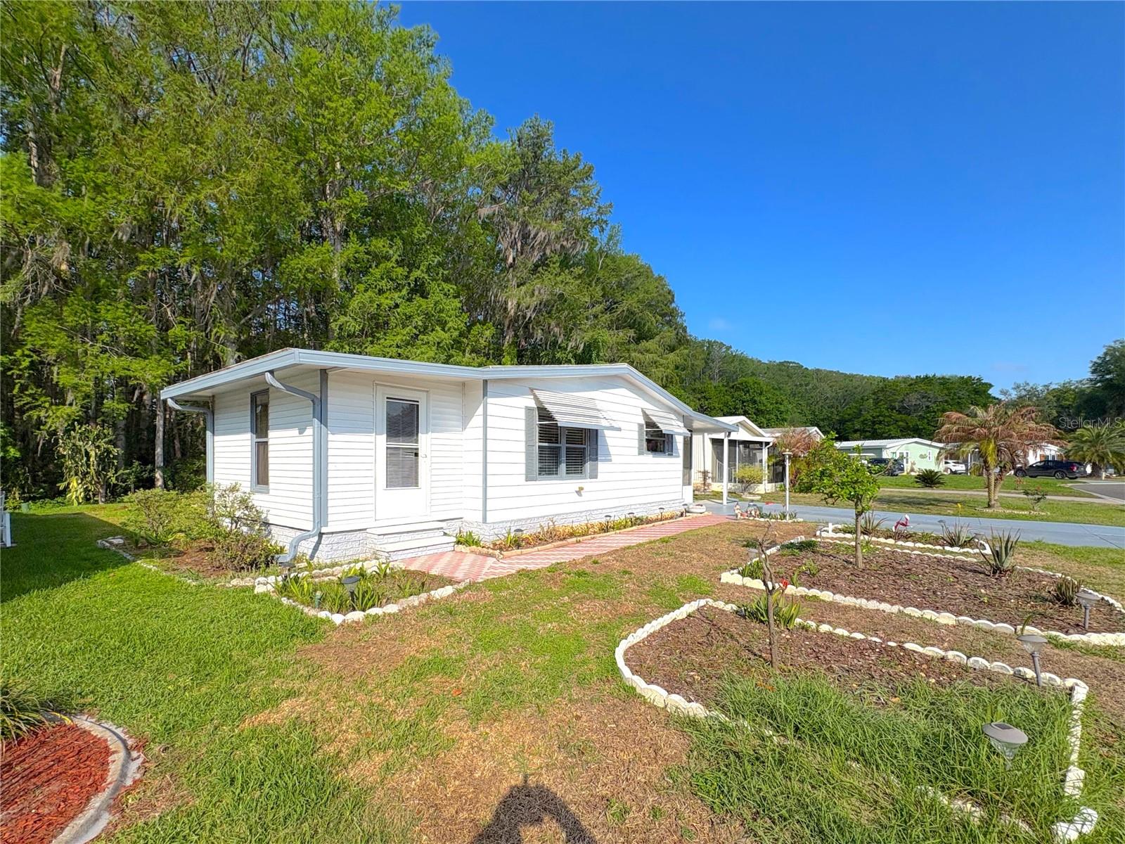 Image 3 of 24 For 710 Oak Boulevard