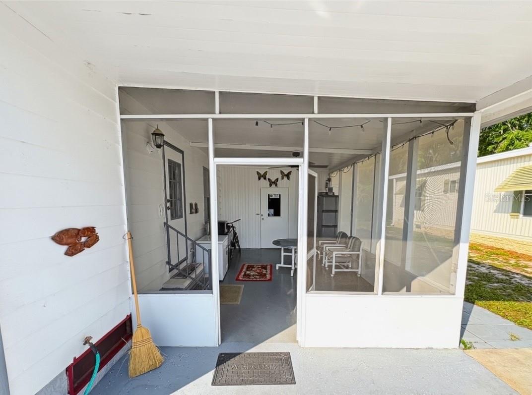 Image 5 of 24 For 710 Oak Boulevard