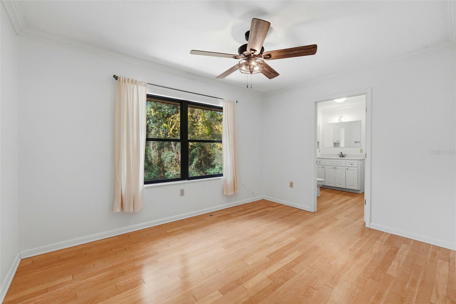 Image 23 of 29 For 5505 Cr 634s