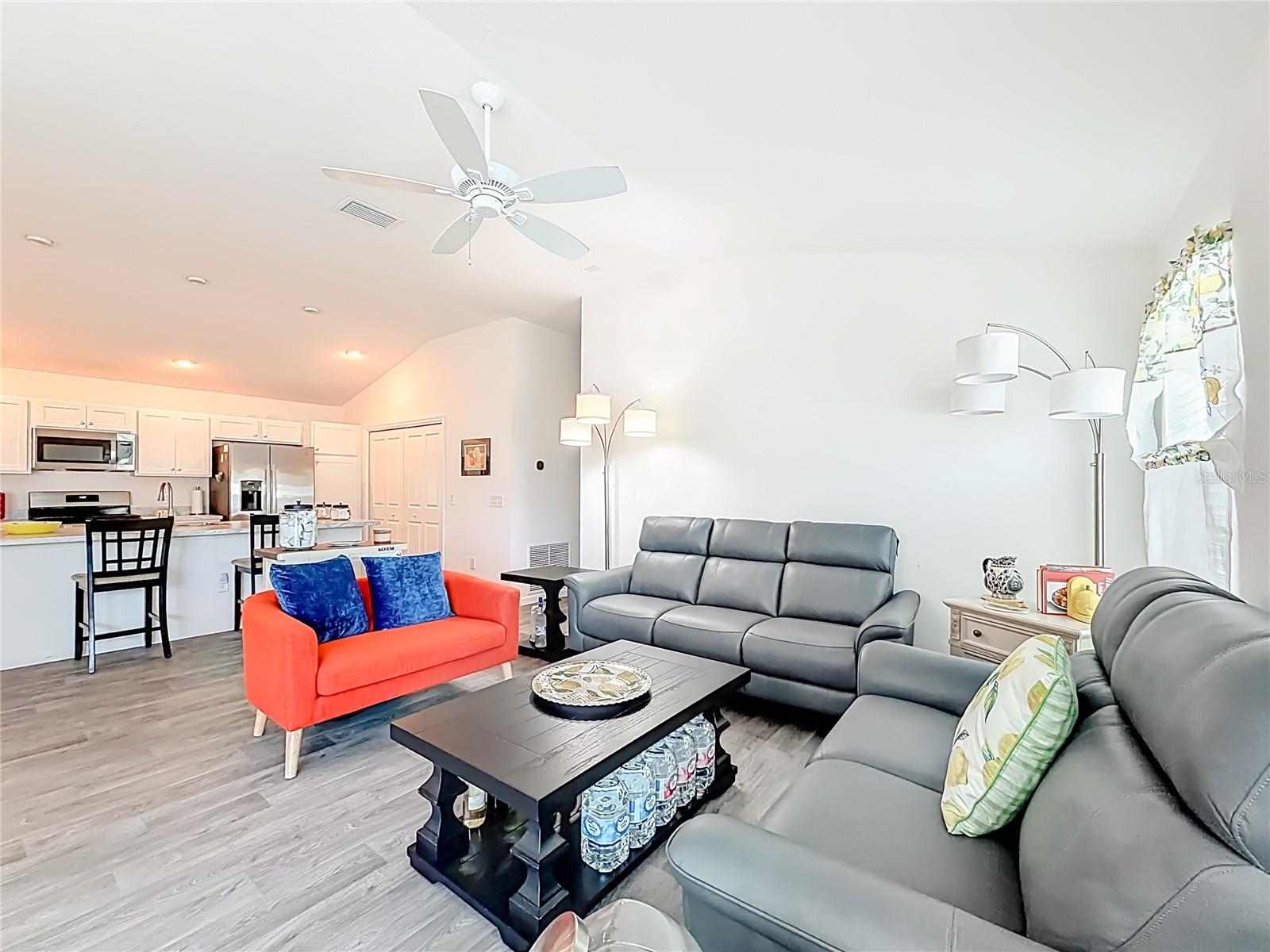 Image 10 of 34 For 3154 Mack Street