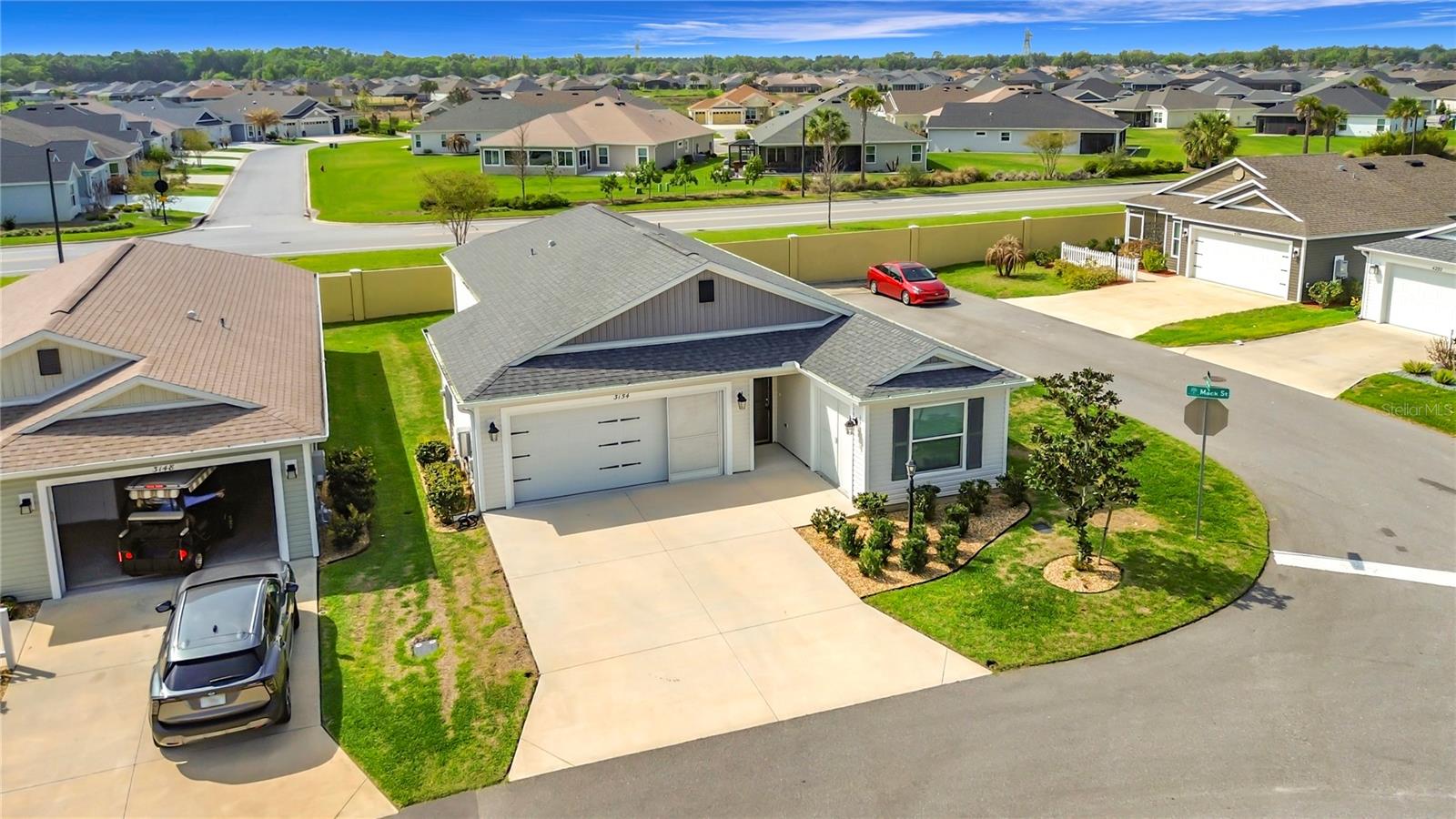 Image 3 of 34 For 3154 Mack Street