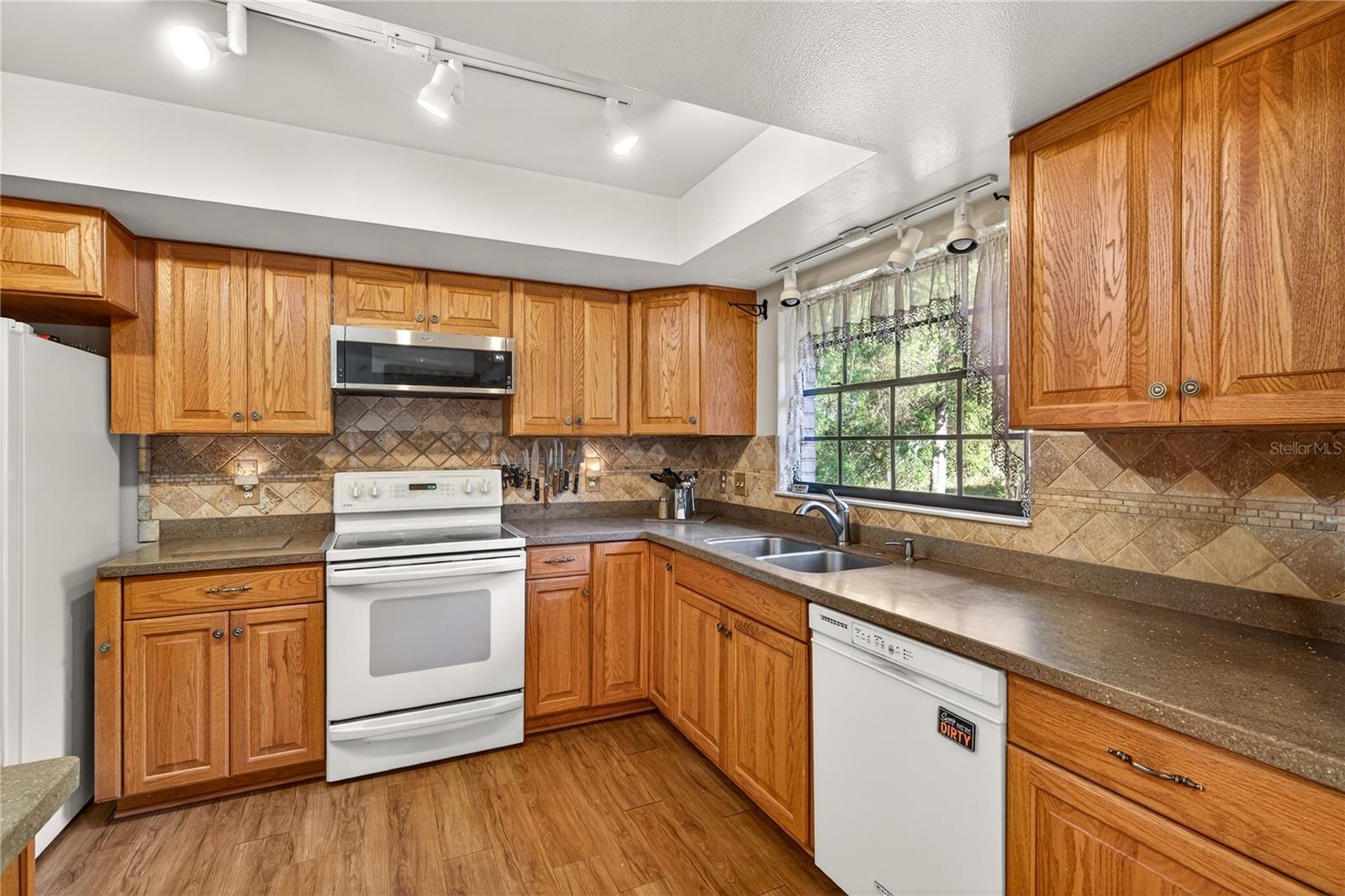 Image 12 of 56 For 11449 Ocklawaha Drive