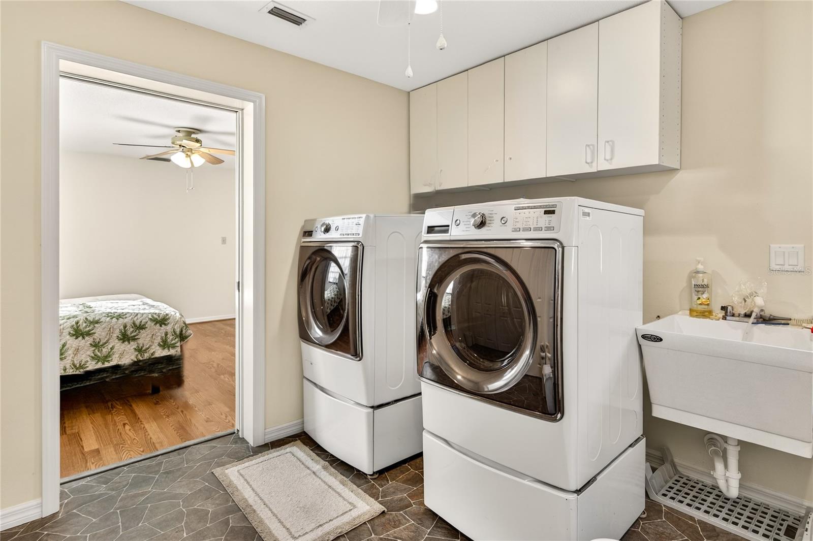 Image 20 of 56 For 11449 Ocklawaha Drive