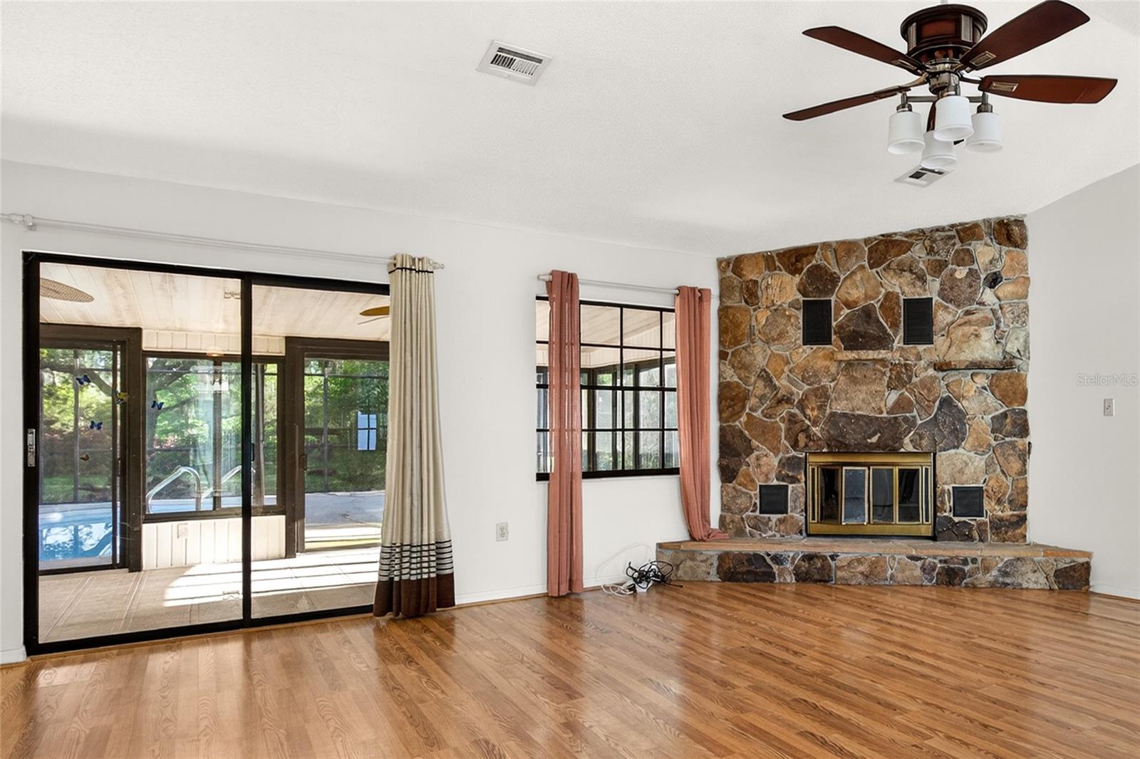 Image 8 of 56 For 11449 Ocklawaha Drive