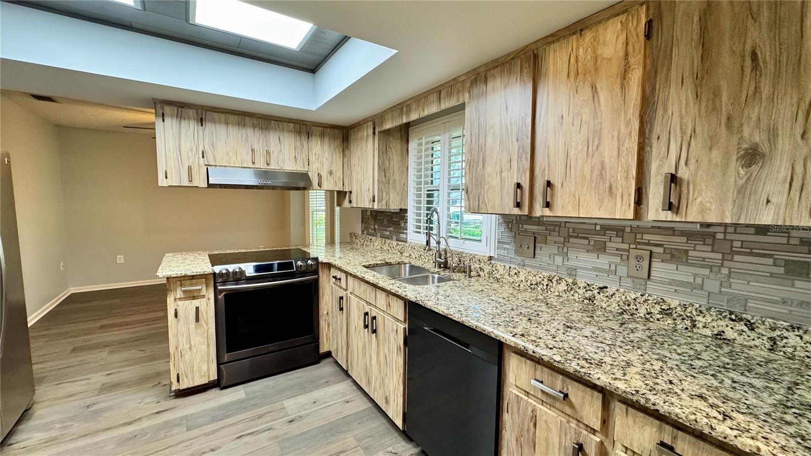 Image 6 of 32 For 1920 Cr-19a  