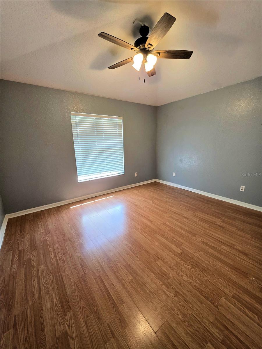 Image 20 of 25 For 736 Hurley Drive