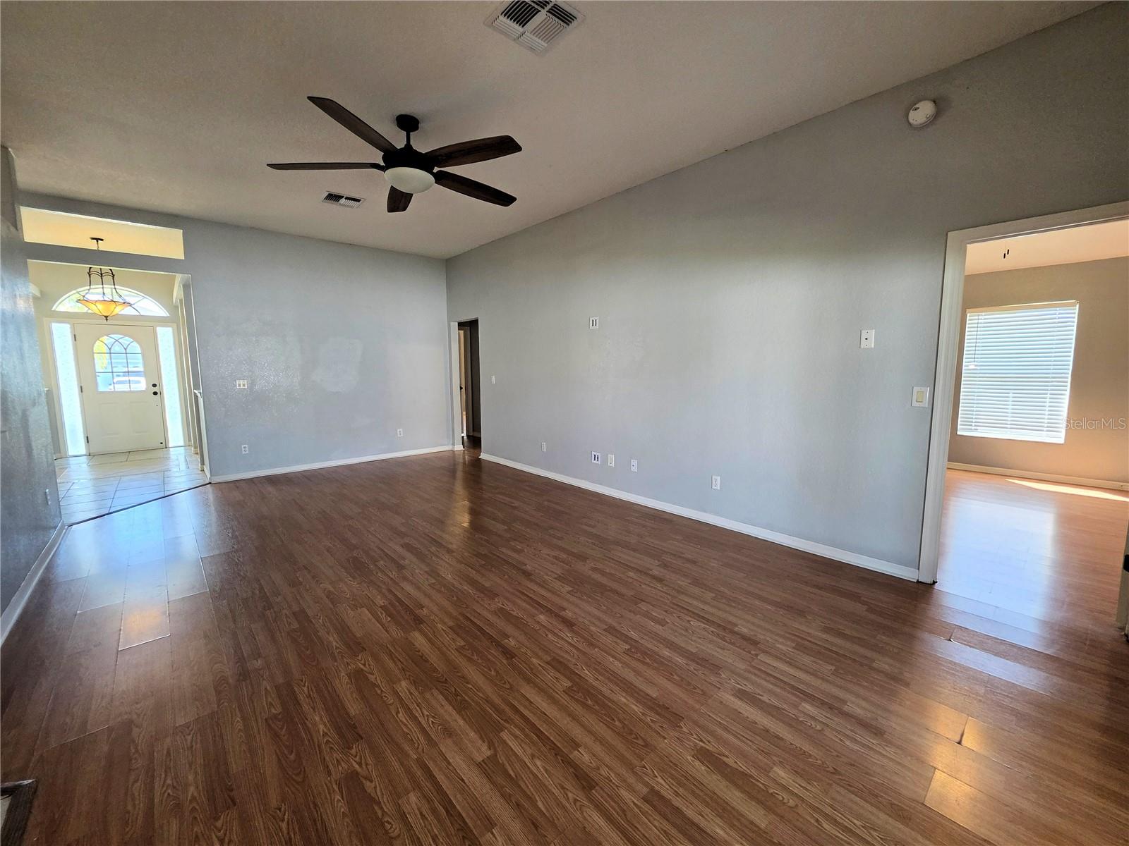 Image 5 of 25 For 736 Hurley Drive