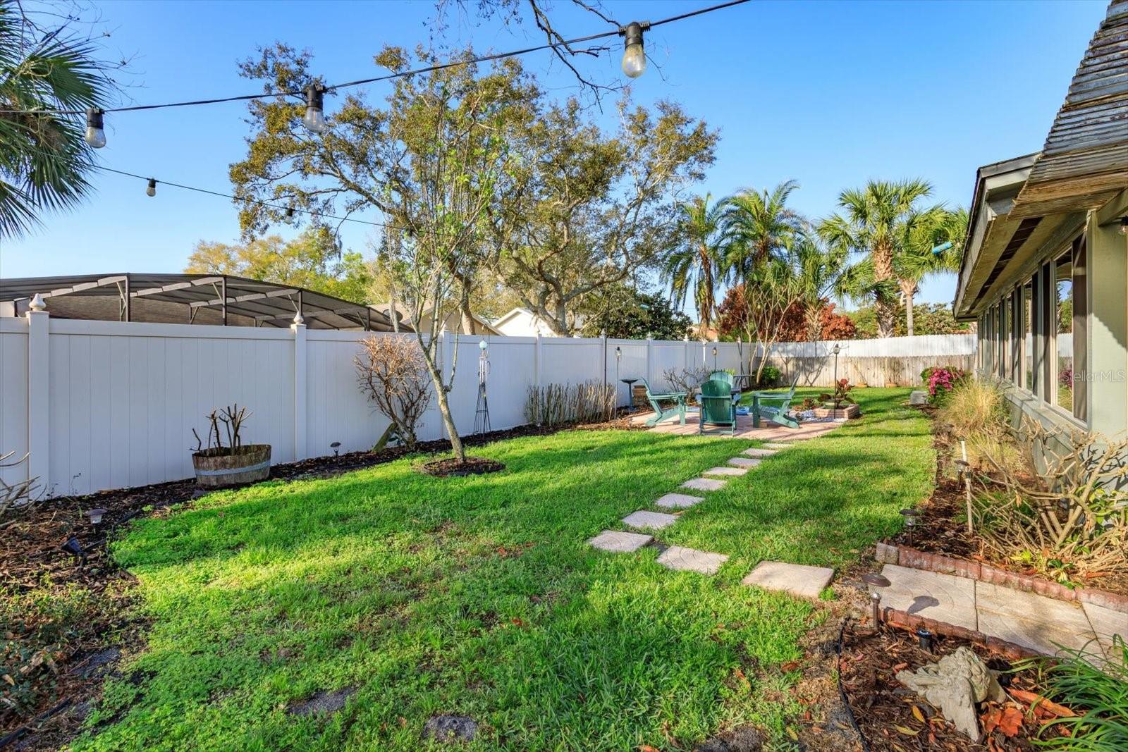 Image 38 of 44 For 9237 Sabal Palm Circle