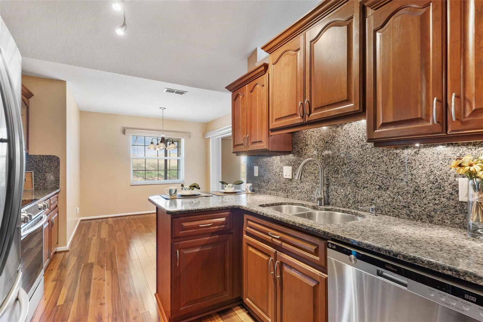 Image 15 of 59 For 11614 172nd Loop