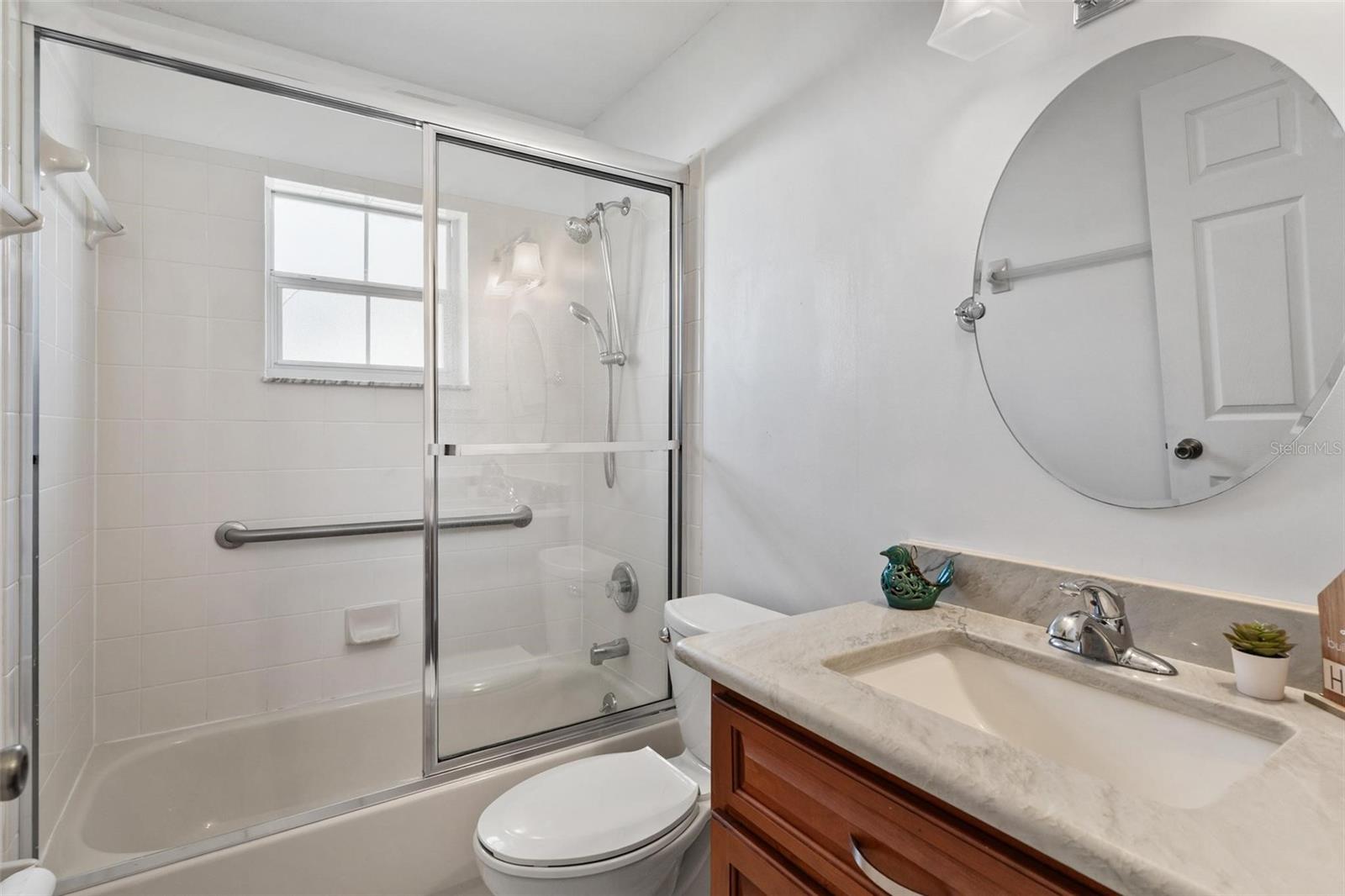 Image 24 of 59 For 11614 172nd Loop