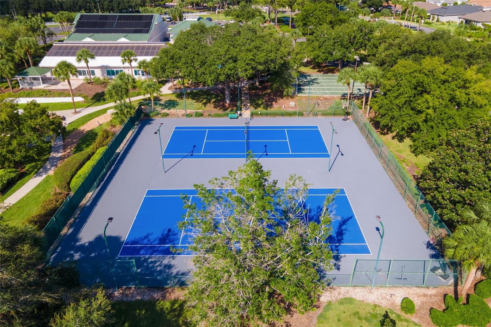 Image 47 of 59 For 11614 172nd Loop