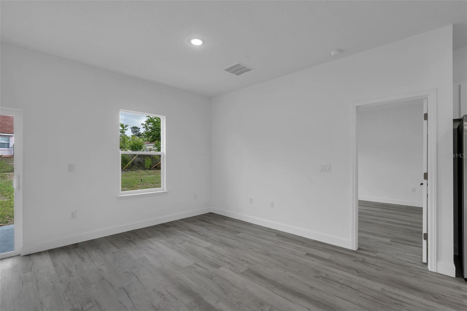 Image 14 of 50 For 2211 153rd Place