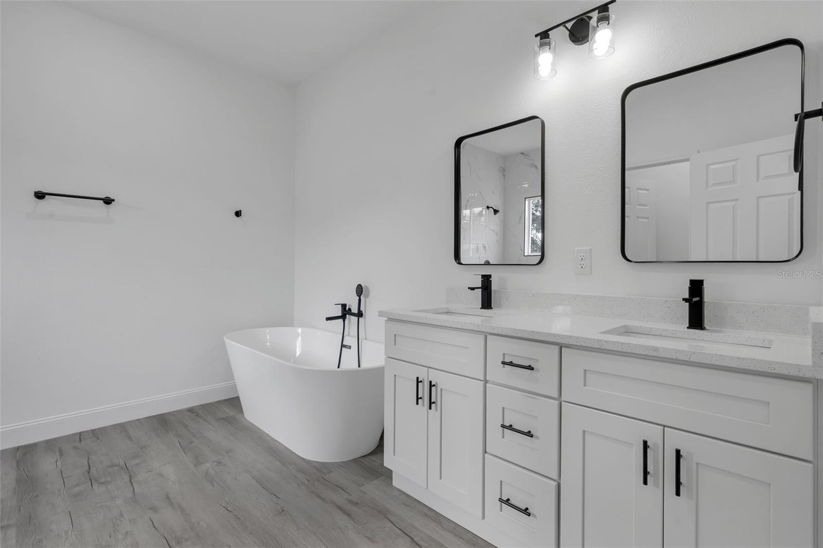 Image 17 of 50 For 2211 153rd Place