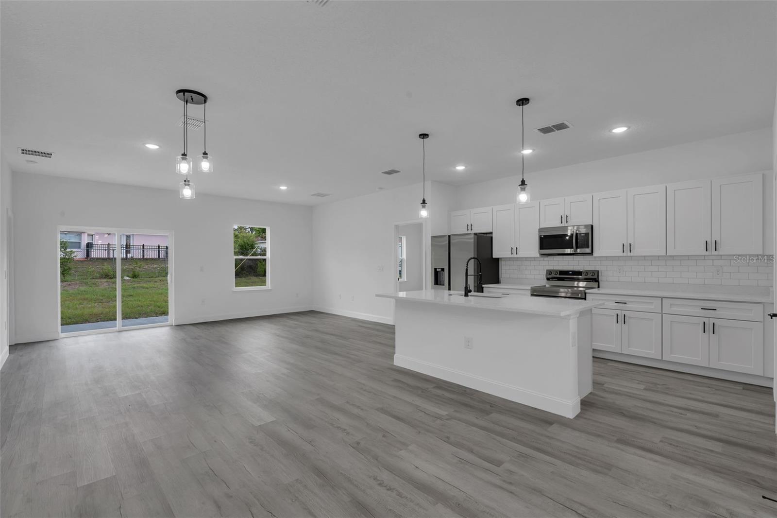 Image 2 of 50 For 2211 153rd Place