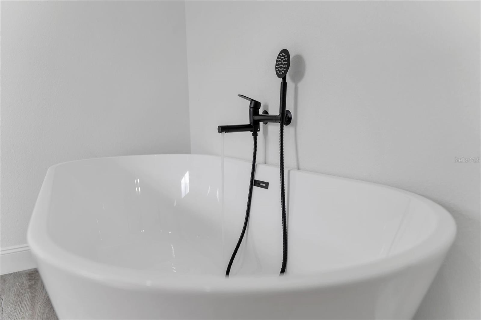 Image 20 of 50 For 2211 153rd Place