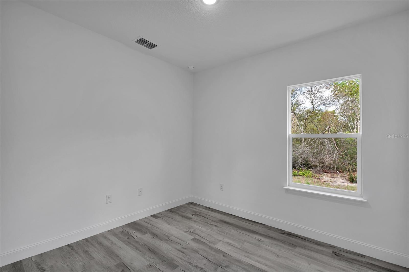 Image 26 of 50 For 2211 153rd Place