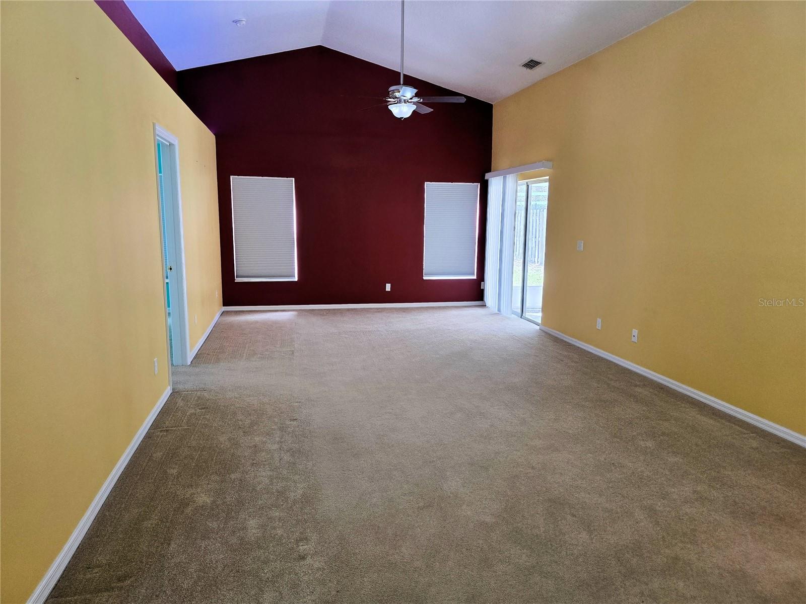 Image 10 of 22 For 2076 Newtown Road