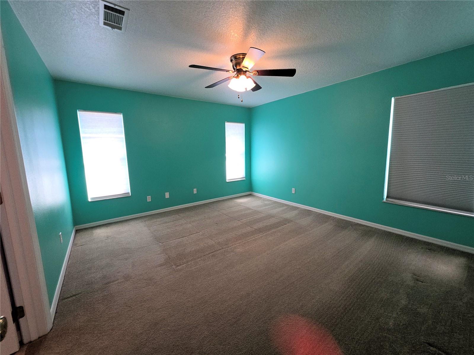 Image 12 of 22 For 2076 Newtown Road