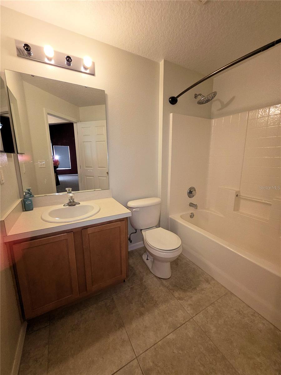 Image 16 of 22 For 2076 Newtown Road