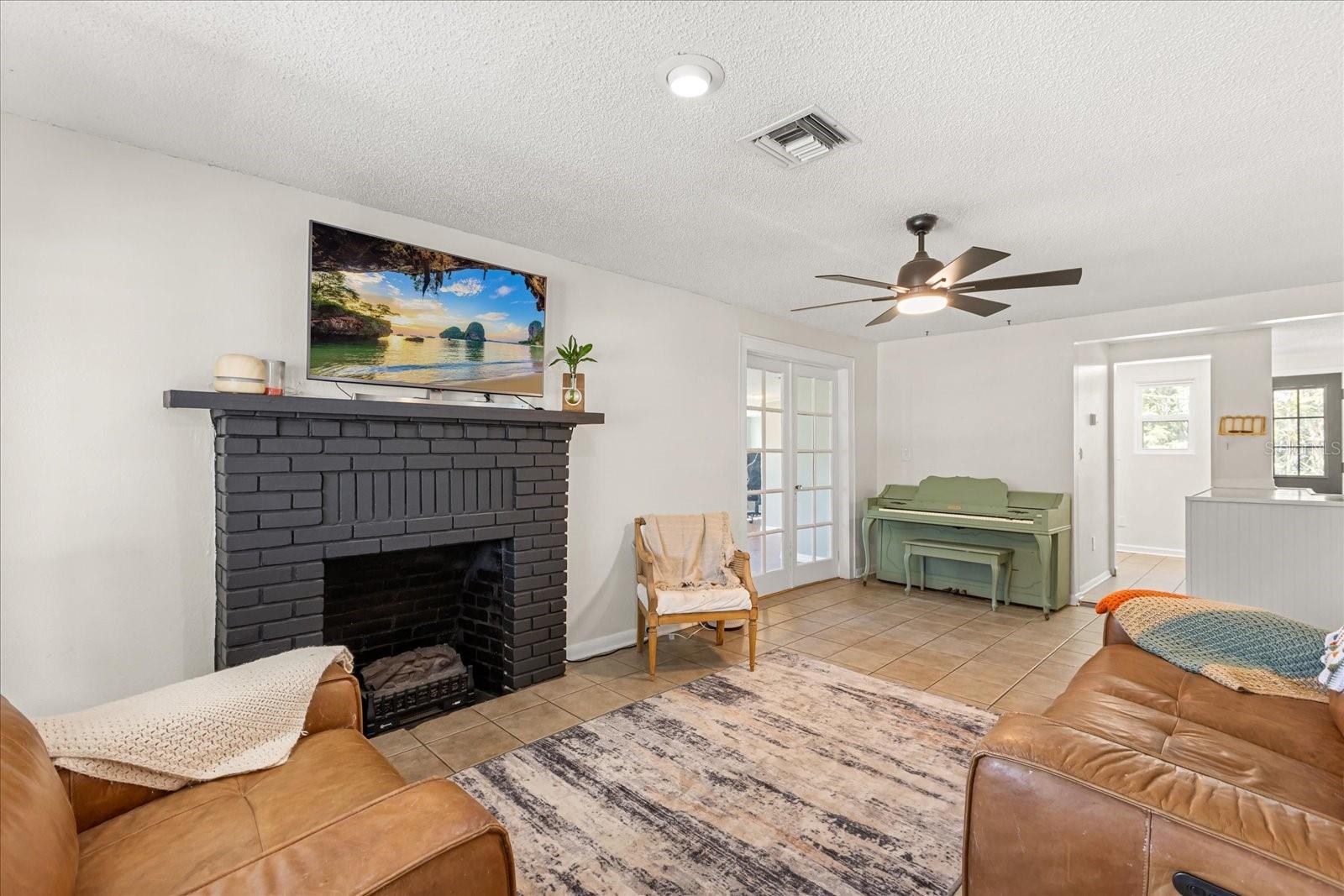 Image 2 of 24 For 5528 Huron Street