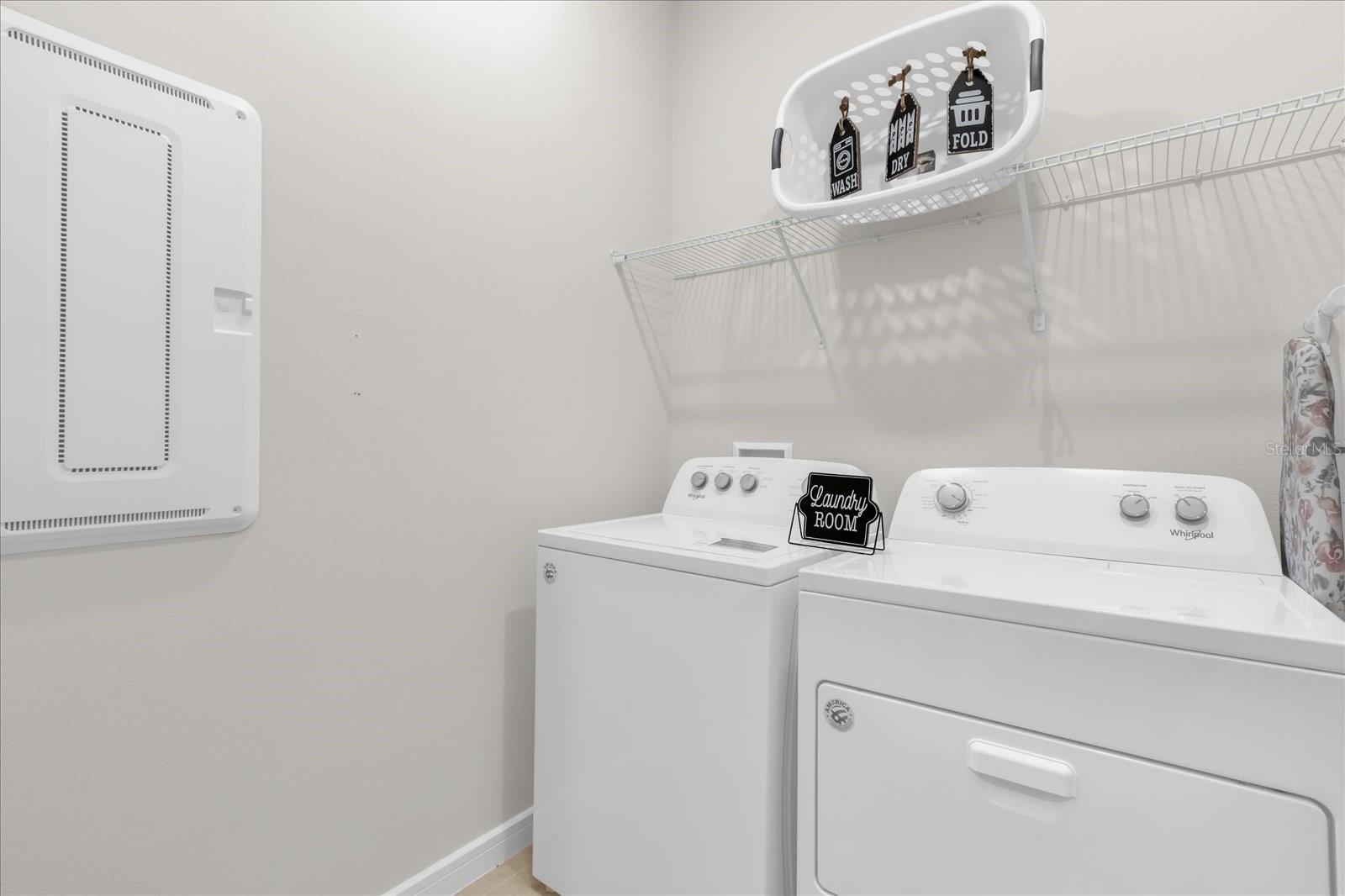 Image 11 of 41 For 9491 52nd Loop