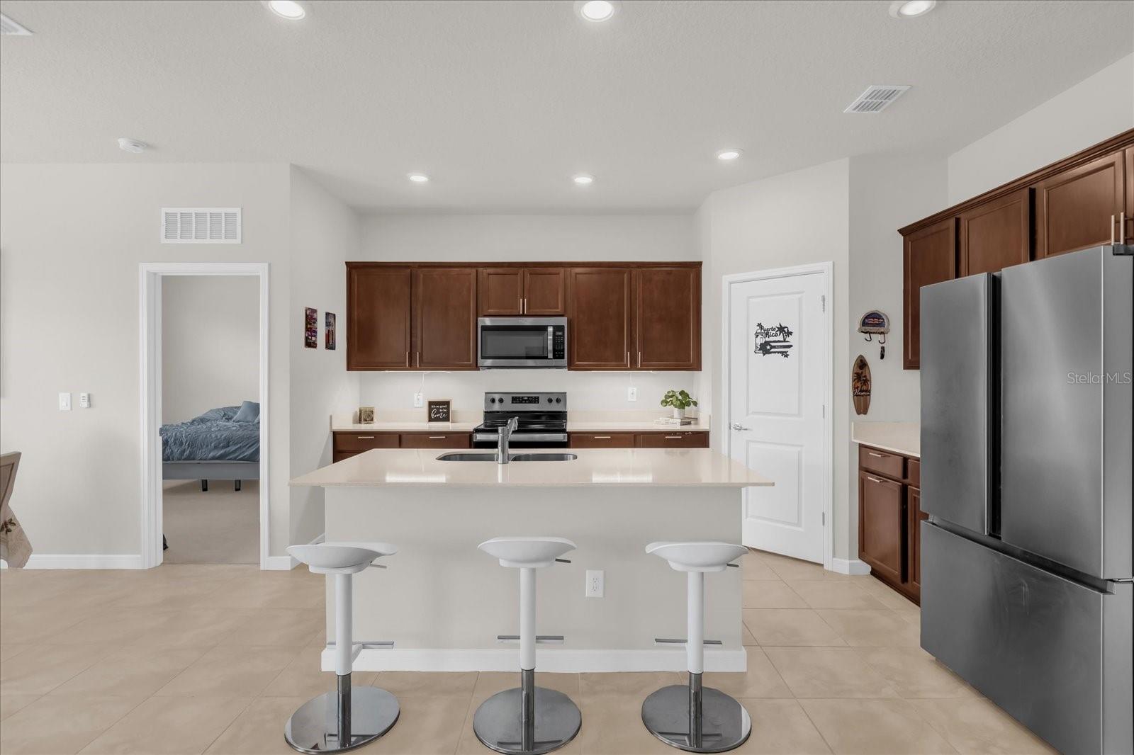 Image 14 of 41 For 9491 52nd Loop