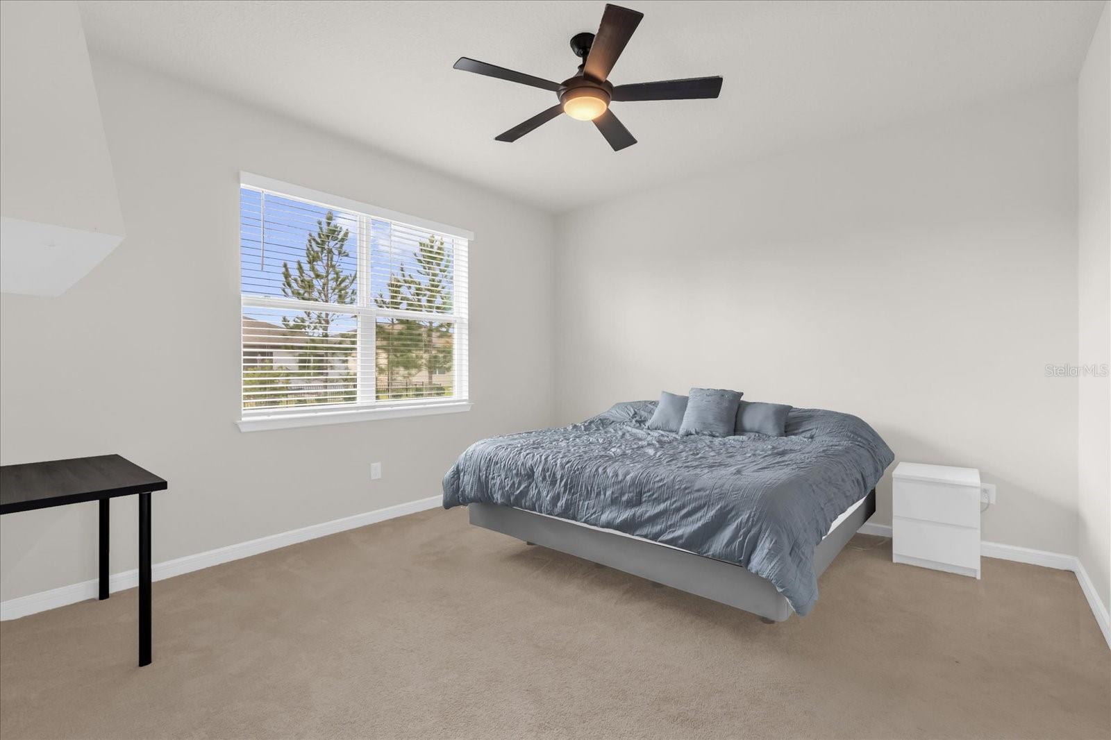 Image 17 of 41 For 9491 52nd Loop