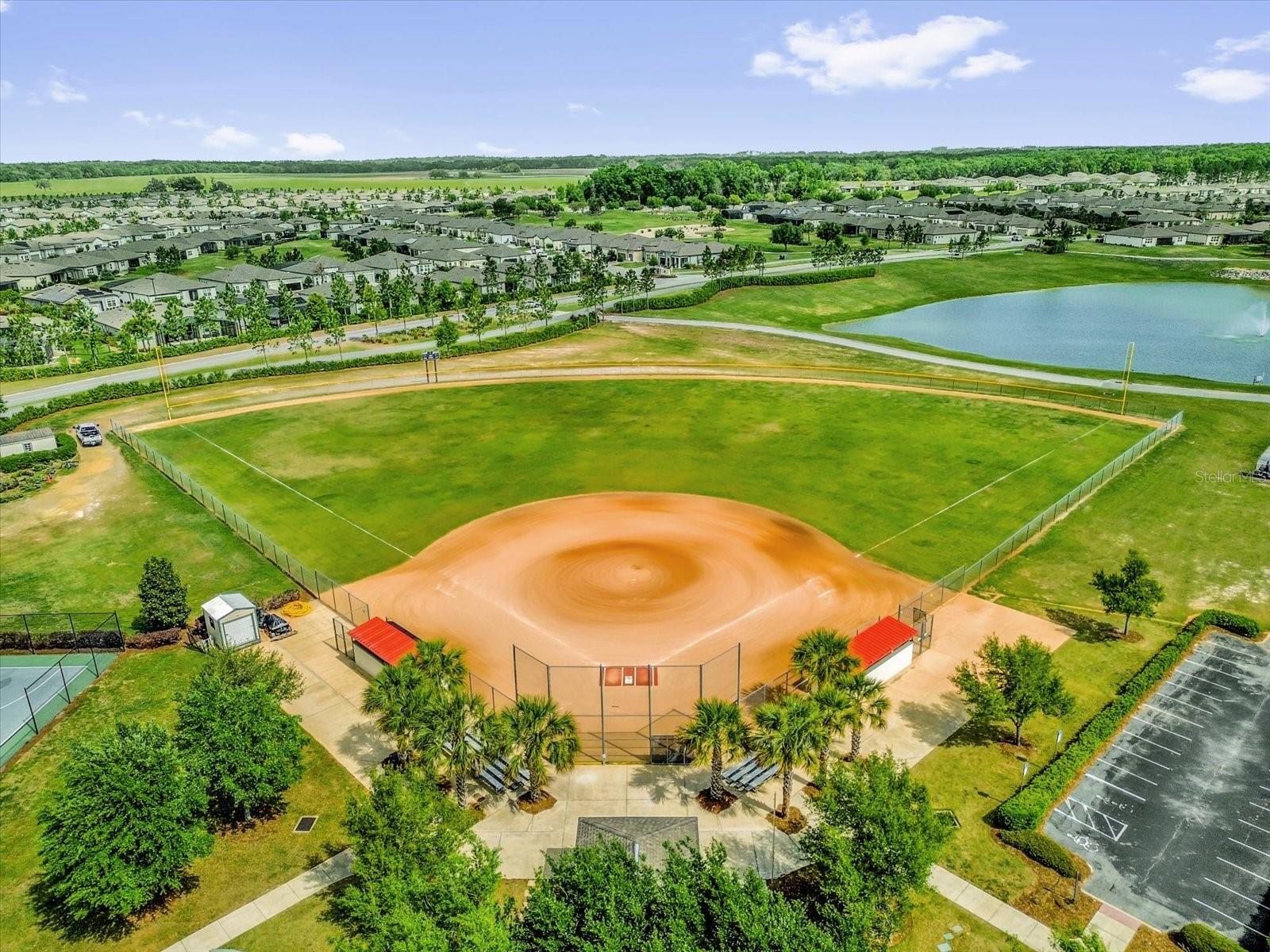 Image 31 of 41 For 9491 52nd Loop