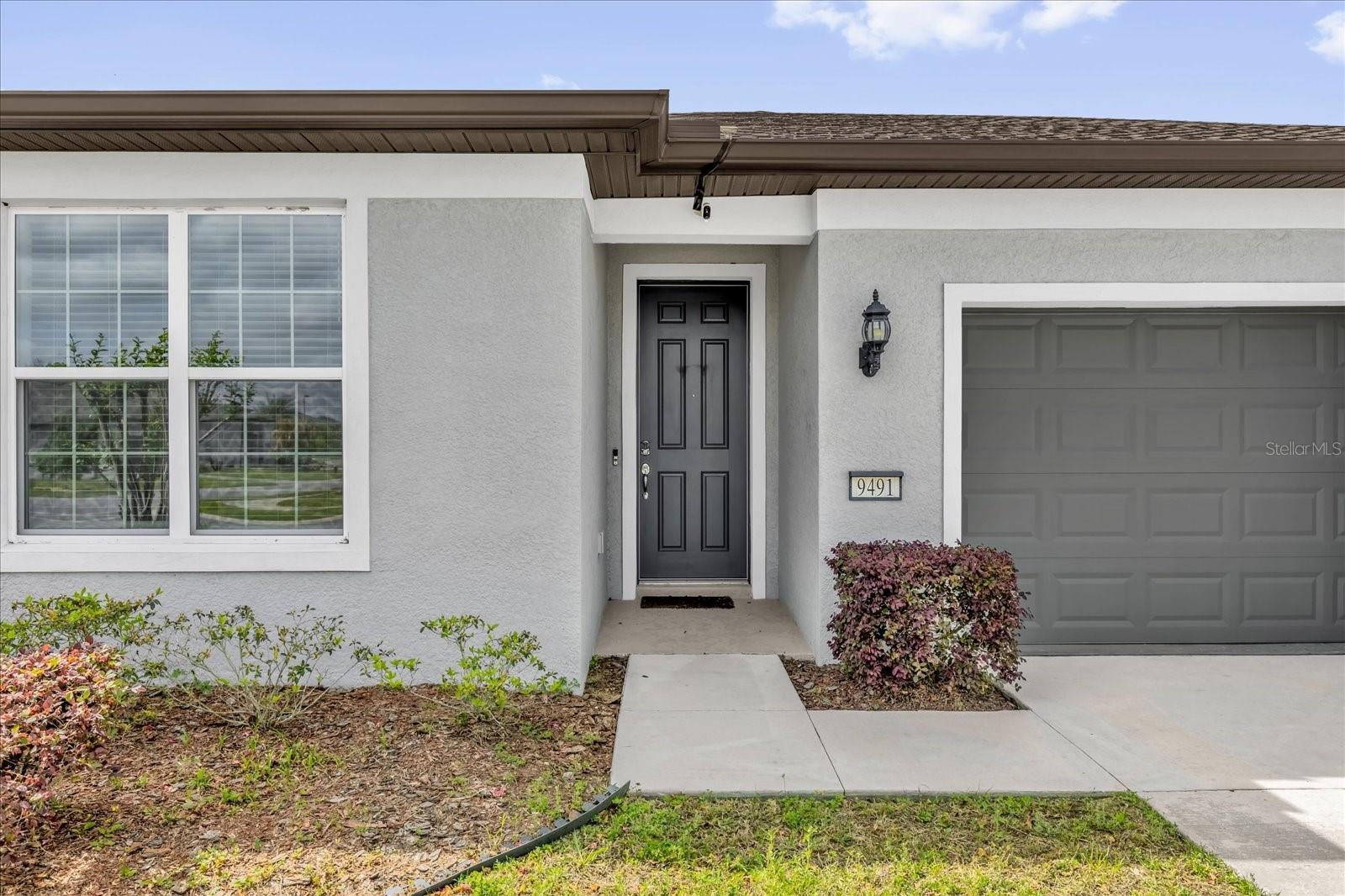 Image 4 of 41 For 9491 52nd Loop