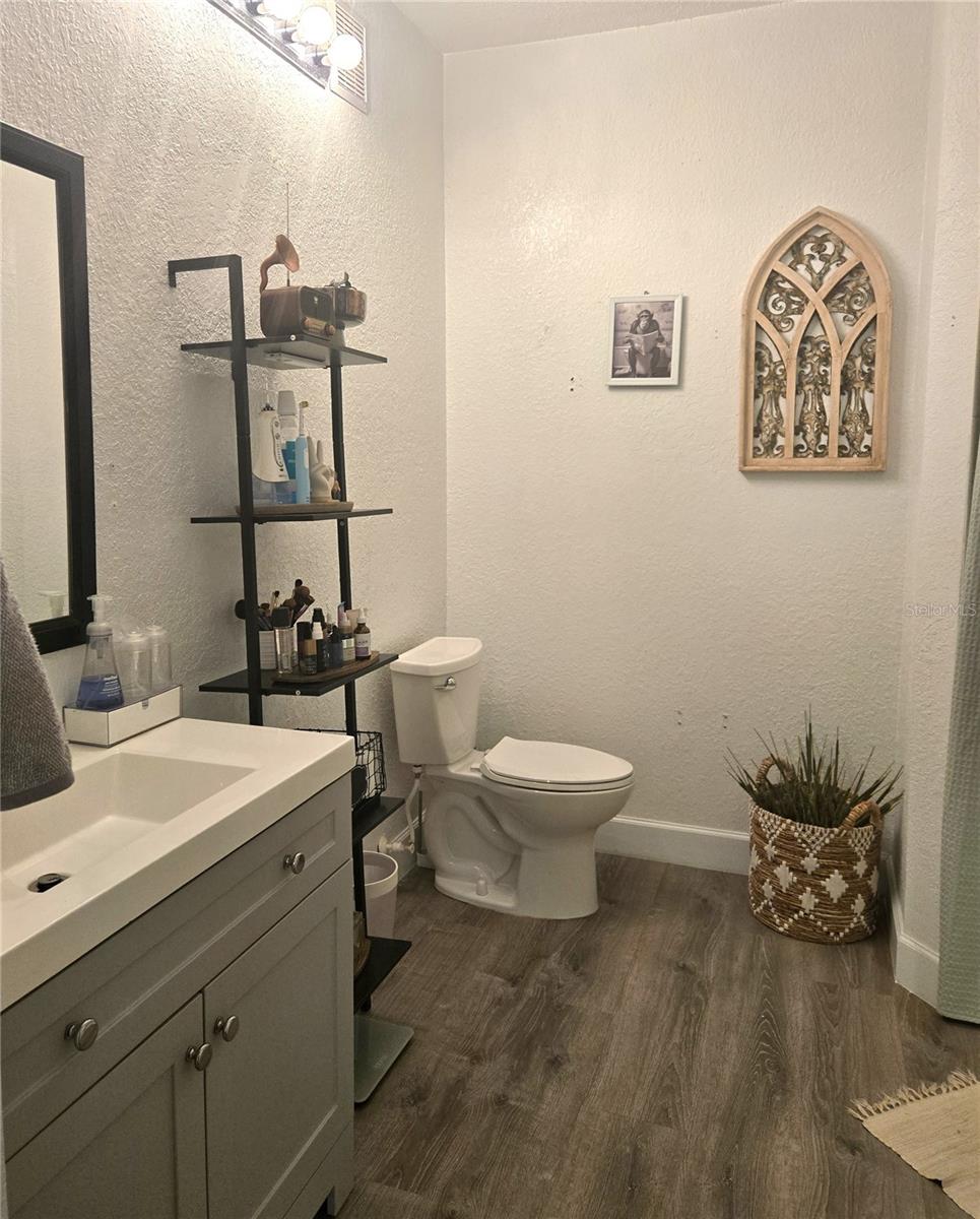 Image 12 of 23 For 102 Vista Verdi Circle 116