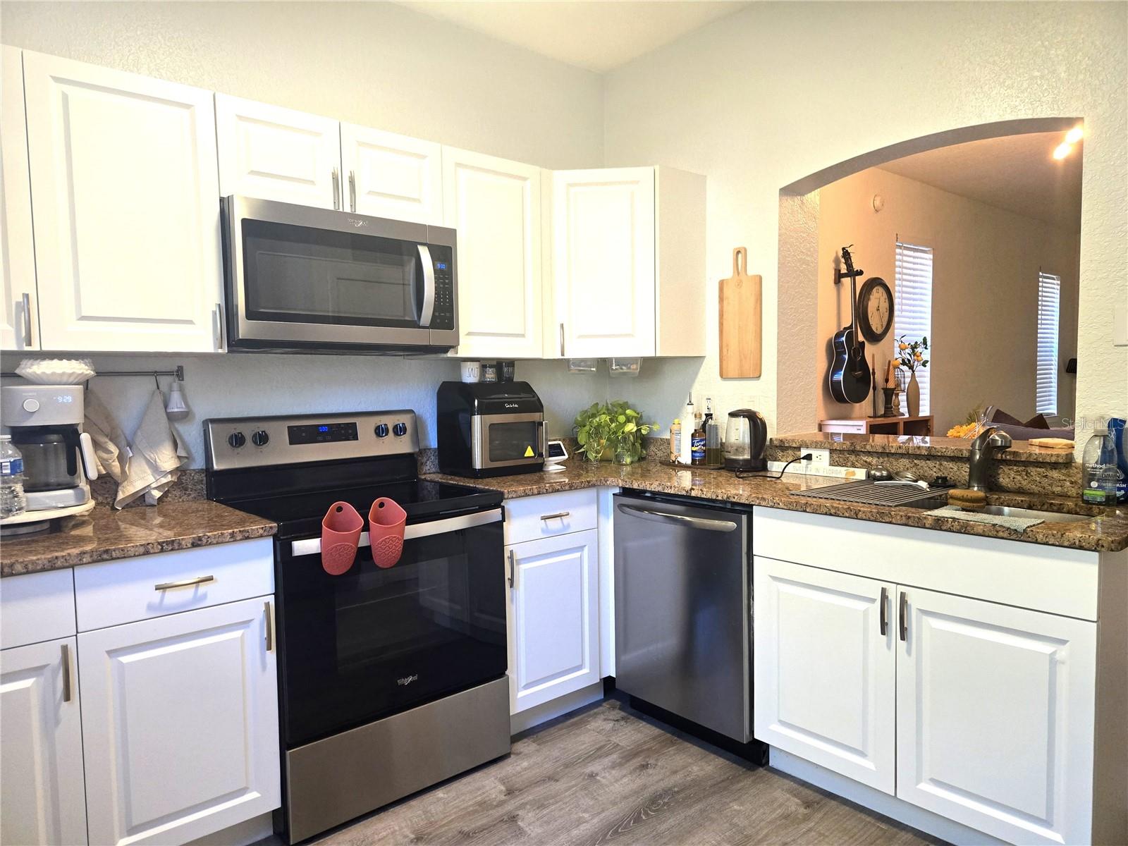 Image 6 of 23 For 102 Vista Verdi Circle 116