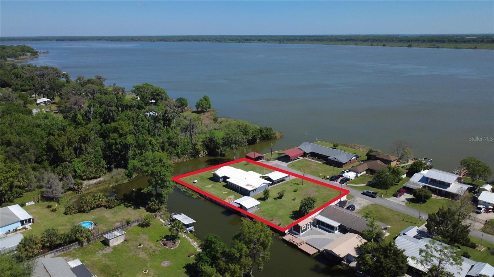 Details for 664 Cr 467  , LAKE PANASOFFKEE, FL 33538