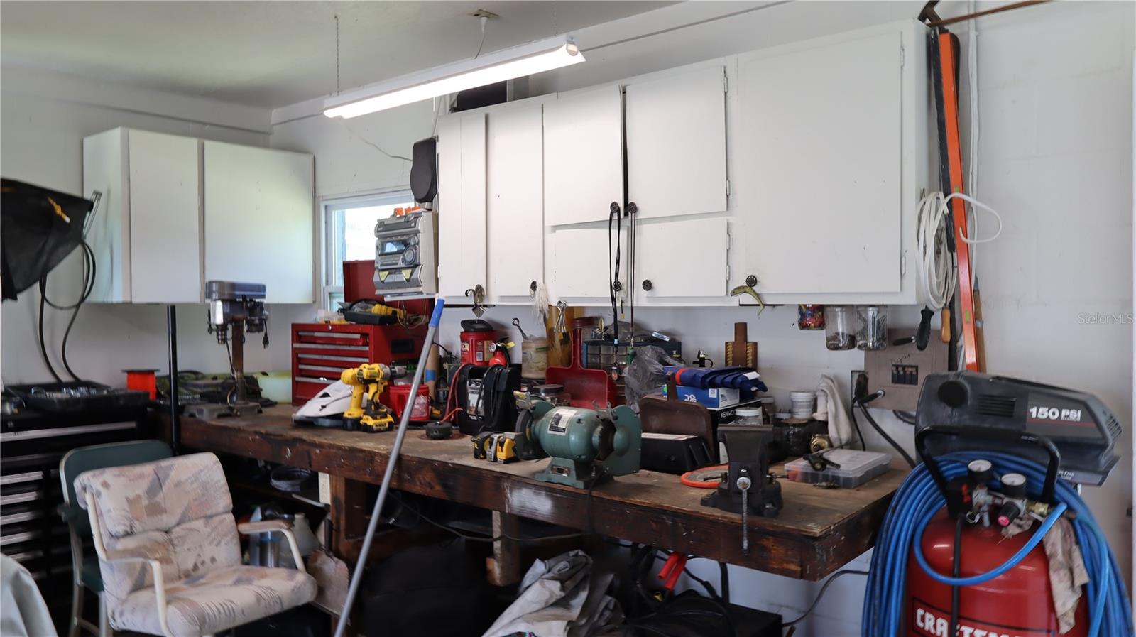 Image 32 of 43 For 664 Cr 467  